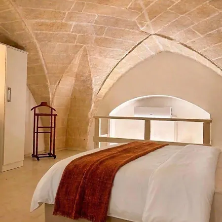 Апартаменти - Occidente *