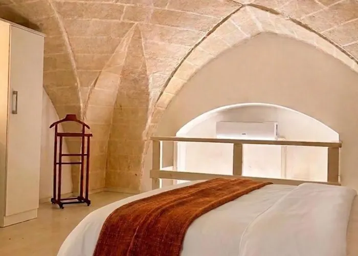 Апартаменти - Occidente *